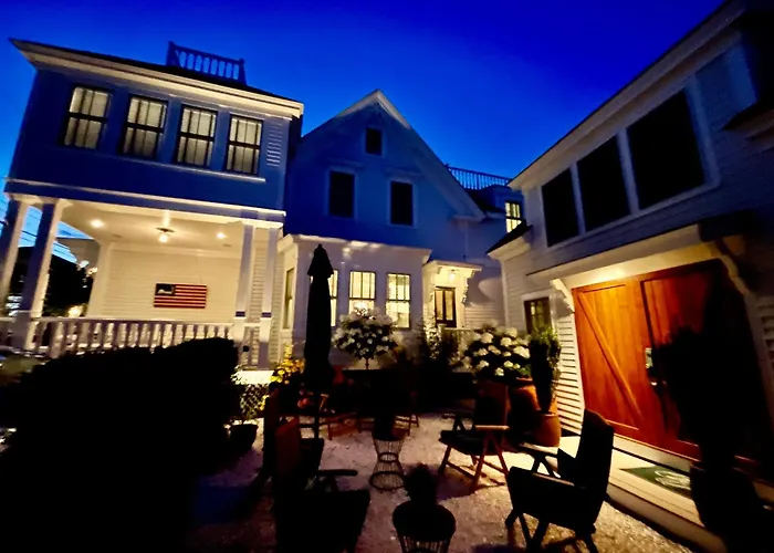 Guest house: White Porch Inn
